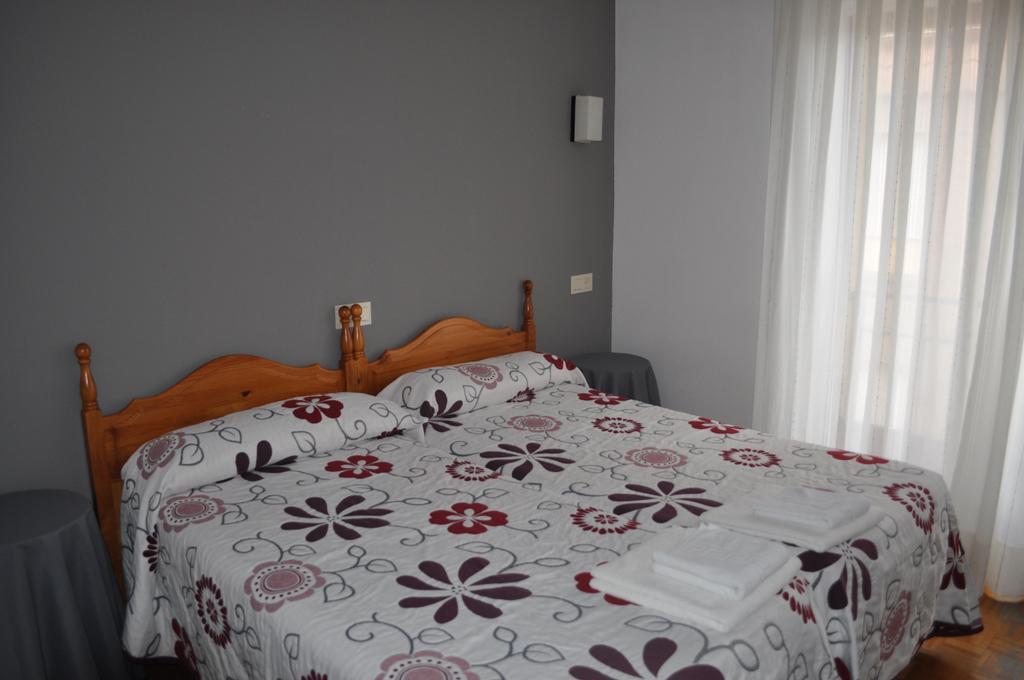 Hostal La Tablada Навалено Номер фото