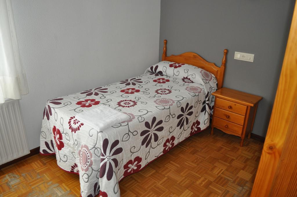 Hostal La Tablada Навалено Номер фото